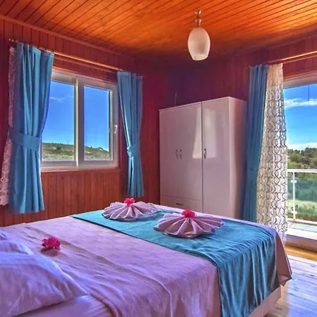 Uzumlu Village 3 Bedroom * Kalkan