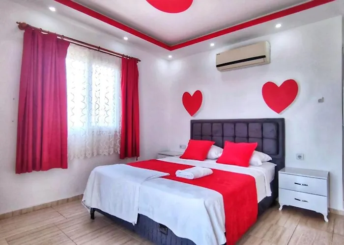 Uzumlu Village 3 Bedroom Βίλα Καλκάν