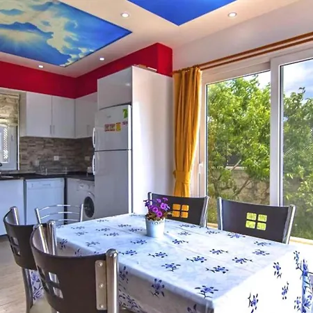 빌라 Uzumlu Village 3 Bedroom 칼칸